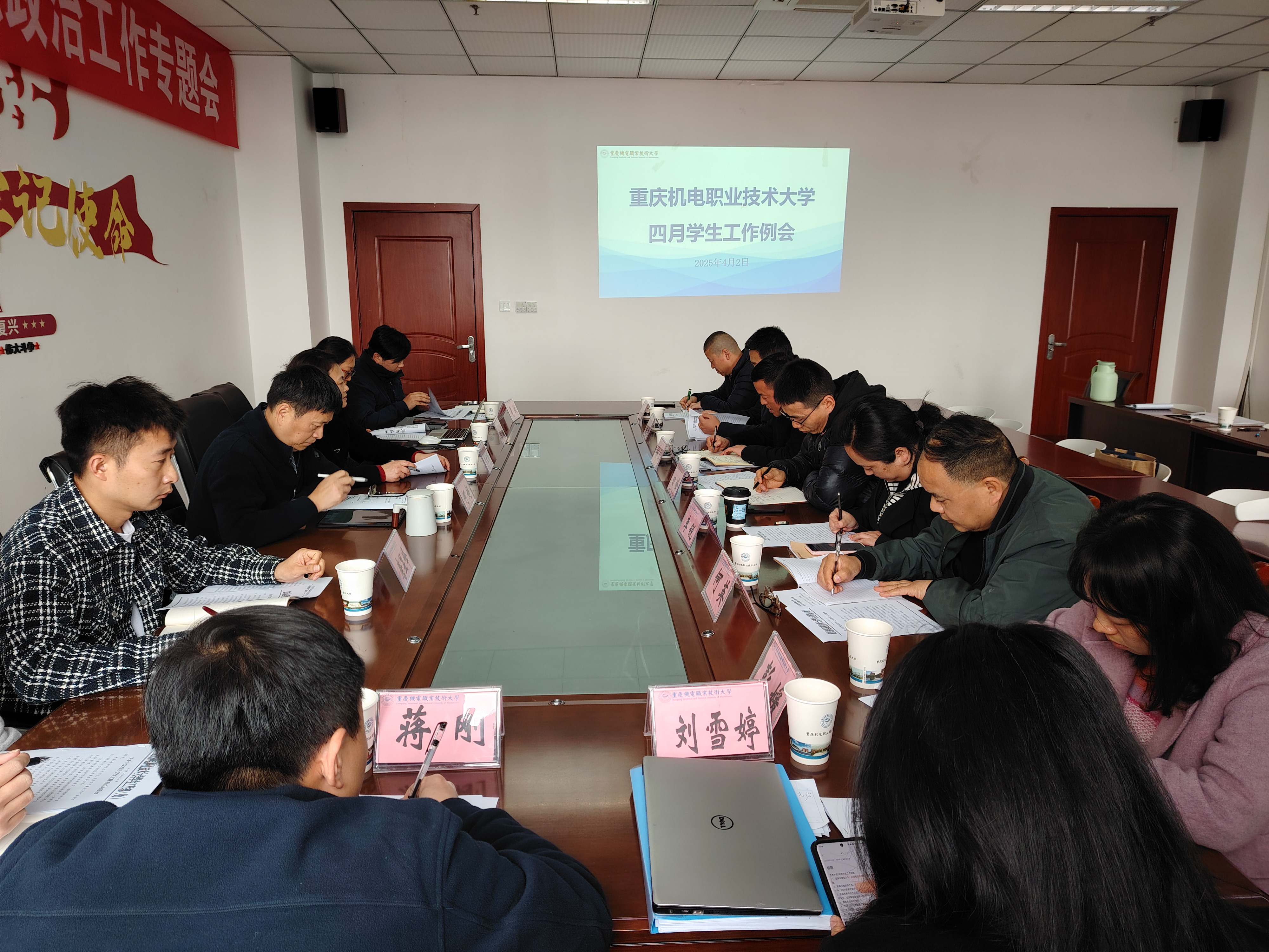 图片1 图片1